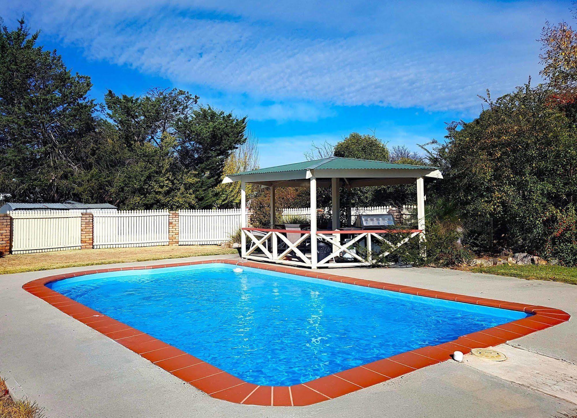 Rest Point Motor Inn Glen Innes Buitenkant foto